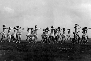 Students in general program of Bennington School of Dance, 1936