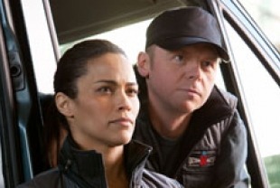 Paula Patton as Jane and Simon Pegg as Benji