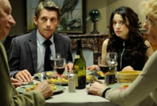 Jacques Boudet as Lucien Martin, Jacques Gamblin as Arthur Martin, Sara Forestier as Baya Benmahmoud and Michelle Moretti as Annette Martin 