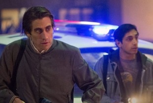 Jake Gyllenhaal as Lou and Riz Ahmed as Rick