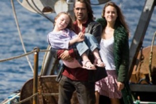 Alison Barry as Annie, Colin Farrell as Syracuse, and Alicja Bachleda as Ondine