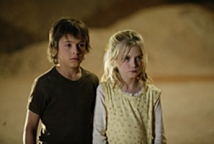 Christian Byers as Ashmol and Sapphire Boyce as Kellyann