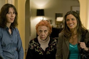 Rebecca Hall as Rebecca, Ann Guilbert as Andra, and Amanda Peet as Mary