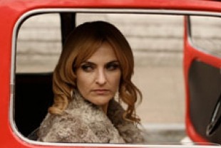 Antonia Zegers as Nancy