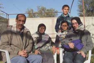 Rachel Corrie with her Palestinian hosts