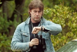 Mark Duplass as Kenneth