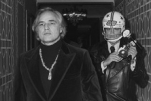 Marlon Brando and Ron Galella