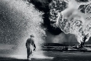 A photo by Sebastiao Salgado