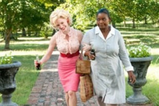 Jessica Chastain as Celia and Octavia Spencer as Minny