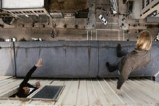  Terrence Howard as Hollis and Charlie Hunnam as Gavin 