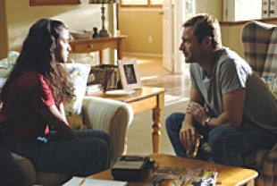 Summer Bishil as Jasira and Aaron Eckhart as Mr. Vuoso