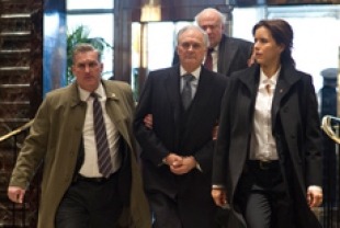Alan Alda as Arthur and Tea Leoni as Claire