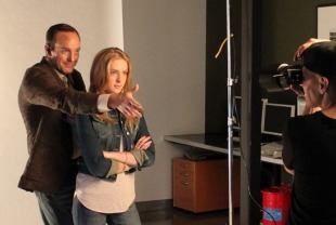 Clark Gregg as Howard and  Saxon Sharbino as Lydia 