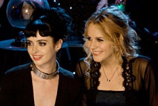 Krysten Ritter as Stacy and Alicia Silverstone as Goody