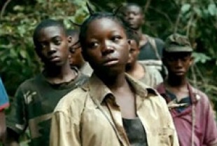 Rachel Mwanza as Komona