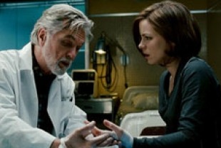 Tom Skerritt as Dr. John Fury and Kate Beckinsale as Carrie Stetko 