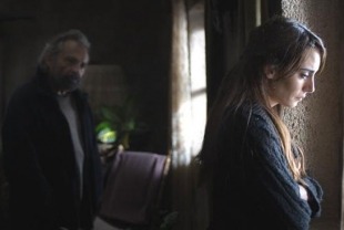 Haluk Bilginer as Aydin and Melisa Sozen as Nihal